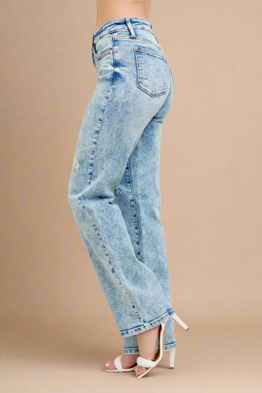 Judy Blue Retro Revival – 90’s Mineral Wash Straight Jeans
