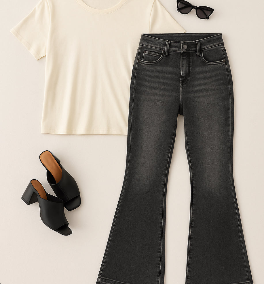 Judy Blue Midnight Revival – Washed Gray Flare Jeans