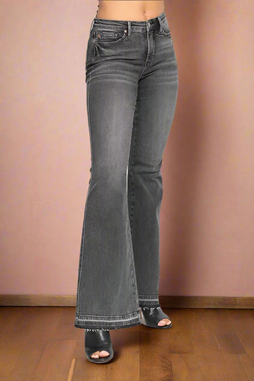Judy Blue Midnight Revival – Washed Gray Flare Jeans